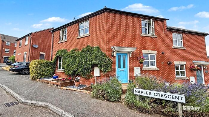 3 Bedroom Semi-Detached House For Sale In Naples Crescent, Pleasley, NG19