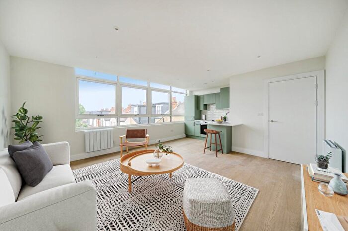1 Bedroom Apartment For Sale In Burrell Row, Beckenham, BR3
