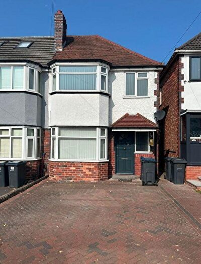 3 Bedroom House To Rent In Coalway Avenue, Sheldon, Birmingham, B26