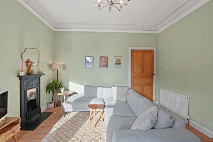 2 Bedroom Flat For Sale In /, Westclyffe Street, Shawlands, G41