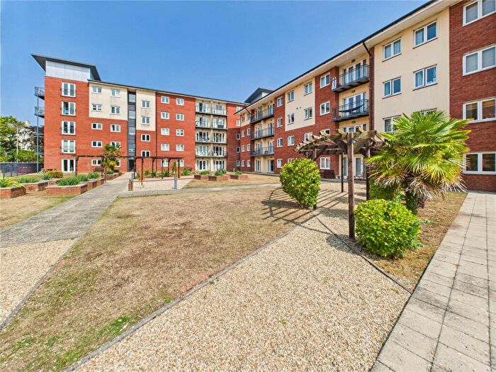 2 Bedroom Apartment For Sale In New North Road, Exeter, EX4