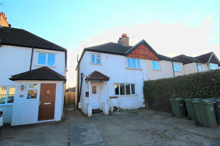 4 Bedroom Semi-Detached House To Rent In Aldershot Road, Guildford, GU2