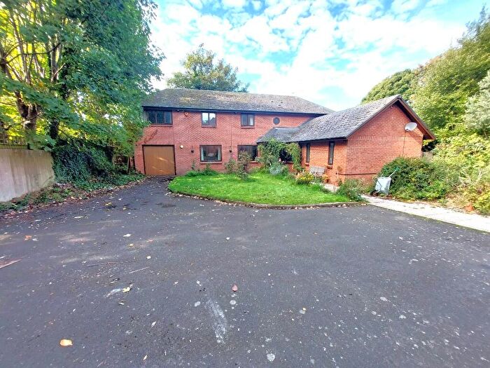 5 Bedroom House Of Multiple Occupation To Rent In Jenkins Street, Birmingham, B10