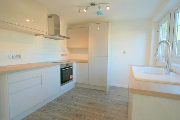 3 Bedroom Terraced House To Rent In North Street, Emsworth, PO10