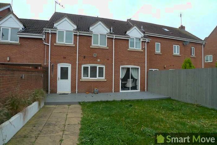 4 Bedroom Semi-Detached House To Rent In Reedland Way, Hampton Vale, Peterborough, Cambridgeshire. PE7