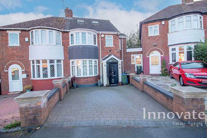 5 Bedroom Semi-detached House For Sale In Hesket Avenue, Oldbury, B68