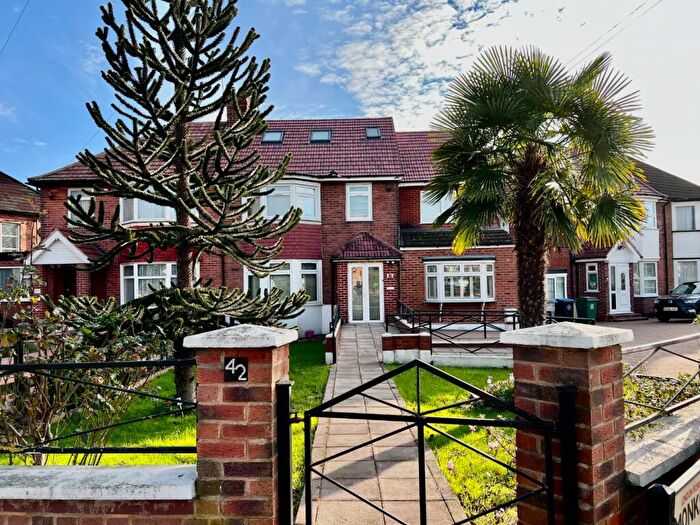 1 Bedroom Semi-Detached House To Rent In Monks Park, Wembley, Greater London, HA9