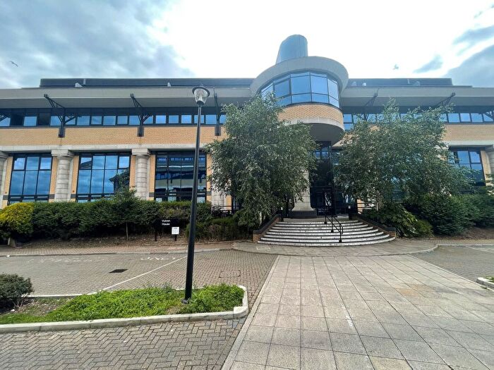 1 Bedroom Flat To Rent In New Horizons Court, Brentford, TW8