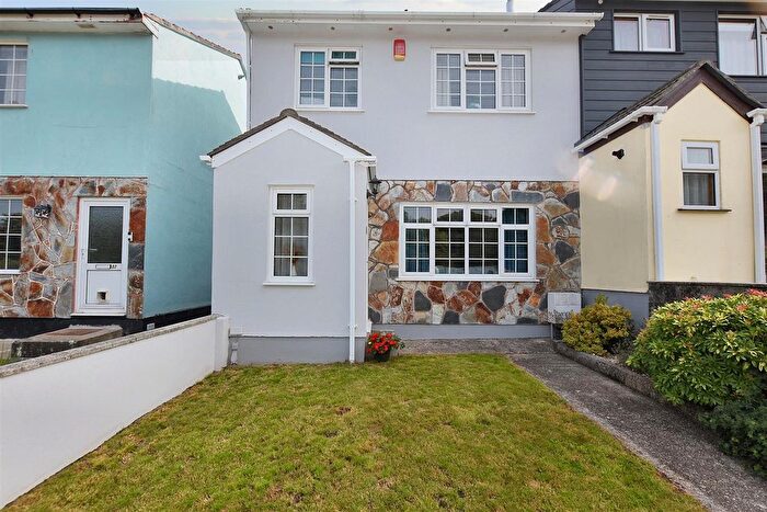 3 Bedroom End Of Terrace House For Sale In South Park, Redruth, TR15