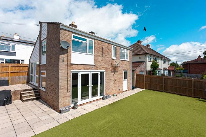 3 Bedroom Detached House For Sale In Cross View Rise, Wembdon, Bridgwater, TA6