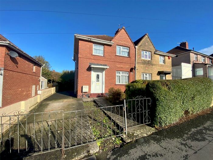 3 Bedroom Semi-Detached House To Rent In Knowle, Chadleigh Grove, BS4