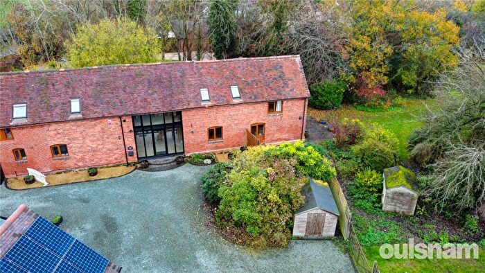 4 Bedroom Barn Conversion For Sale In Stonehouse Lane, Hopwood, Alvechurch, Birmingham, B48
