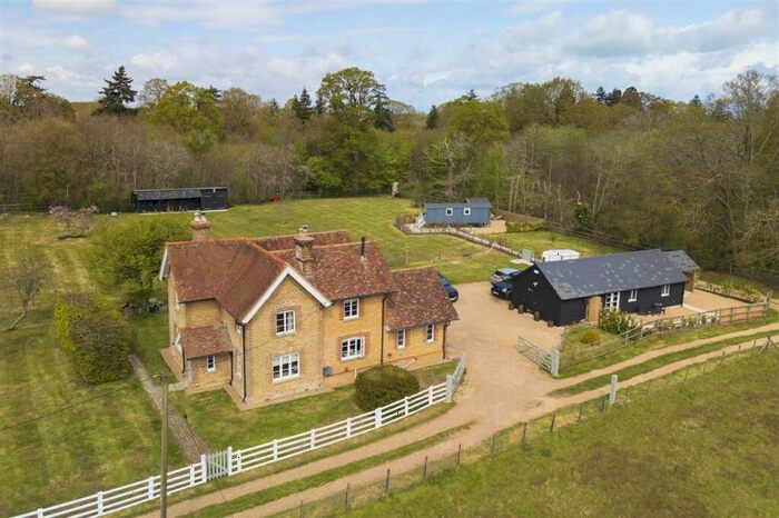 4 Bedroom Detached House For Sale In Coxett Lodge, Abbotts Hill, Faversham, ME13