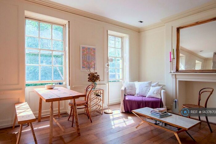 2 Bedroom Flat To Rent In Charles Square, London, N1