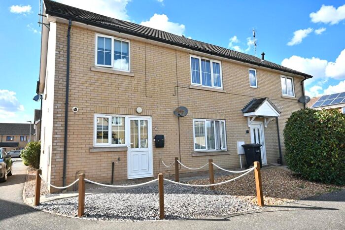3 Bedroom Semi-Detached House For Sale In Baldock Drive, King's Lynn, PE30
