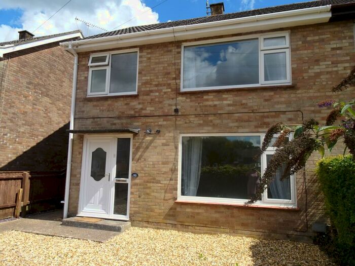 3 Bedroom Semi-Detached House To Rent In Pennys Lane, Fordingbridge, Hampshire, SP6