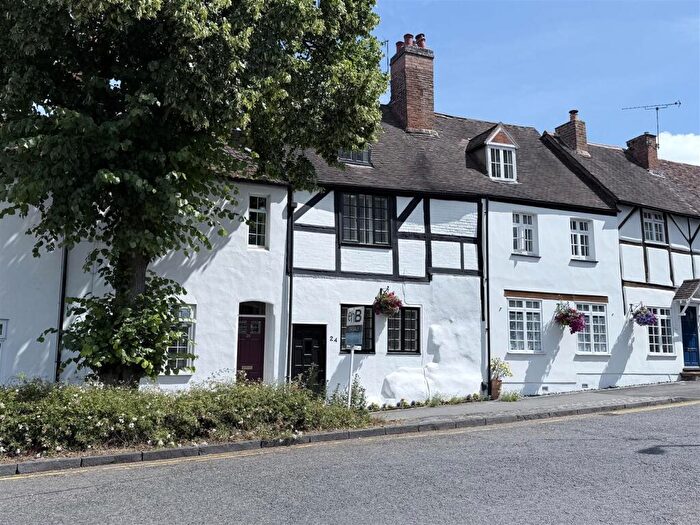 3 Bedroom Town House For Sale In Saltisford, Warwick, CV34