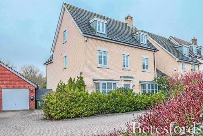 5 Bedroom Detached House For Sale In Mountford Close, Little Canfield, CM6