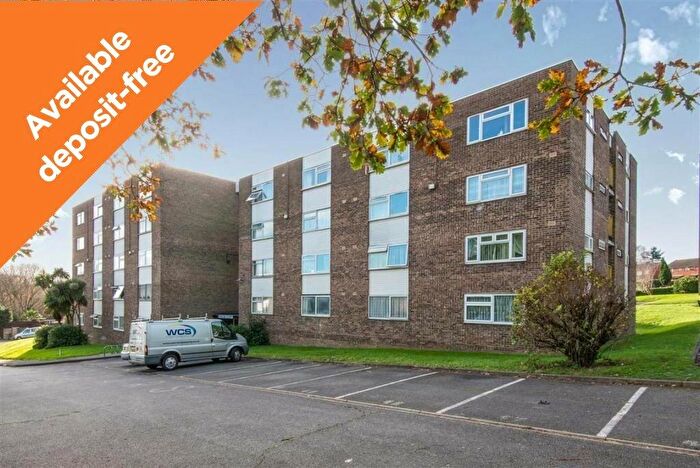 Flat To Rent In Anson Drive, Sholing, Southampton, Hampshire, SO19