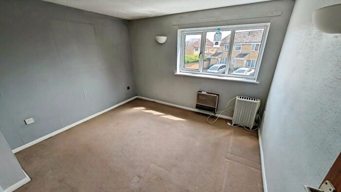 2 Bedroom Semi Detached House For Sale In Chedworth, Yate, Bristol, BS37