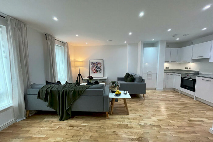2 Bedroom Apartment To Rent In Tabernacle Gardens, London, E2