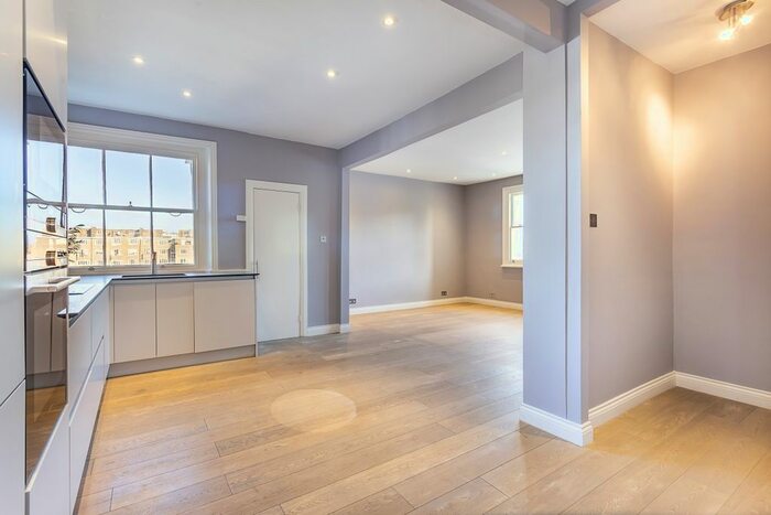 2 Bedroom Flat To Rent In Cornwall Gardens, London, SW7