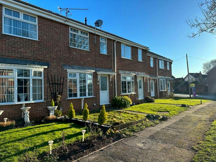 3 Bedroom House To Rent In Burdock Close, Derby, DE21