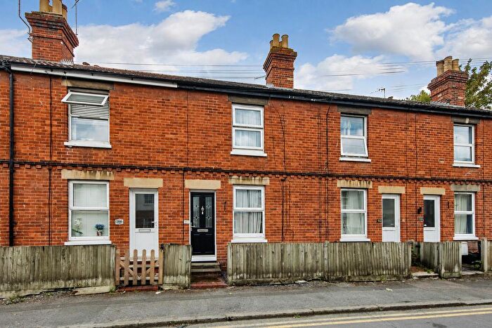 2 Bedroom Terraced House For Sale In Vale Road, Tonbridge, TN9