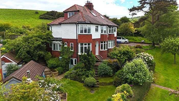 4 Bedroom Semi-Detached House For Sale In Red Scar Lane, Scarborough, YO12