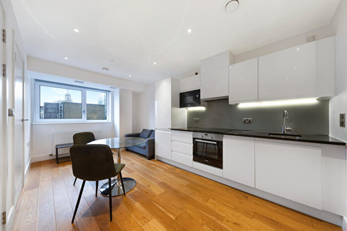 1 Bedroom Flat To Rent In Edridge Road, Croydon, CR0