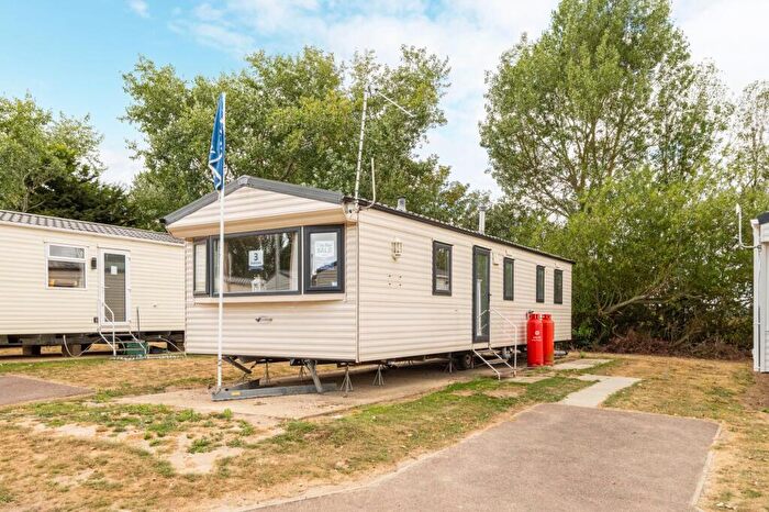 3 Bedroom Park Home For Sale In Broadland Sands Holiday Park, Corton, NR32