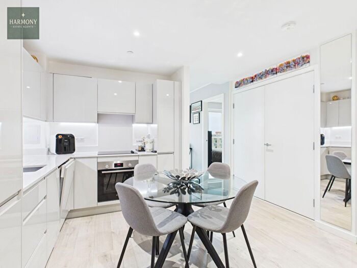 2 Bedroom Flat For Sale In Heartwell Avenue, Effra Gardens, E16