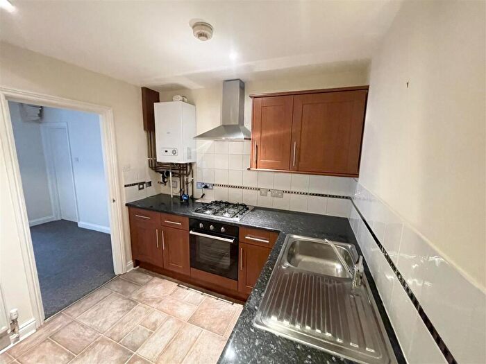 2 Bedroom Flat To Rent In Wellington Street, Kettering, NN16