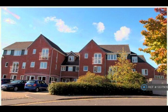 1 Bedroom Flat To Rent In Parkway, Holmes Chapel, Crewe, CW4
