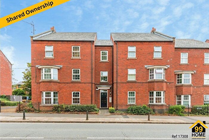 2 Bedroom Flat For Sale In Laurel Place, Towcester, NN12