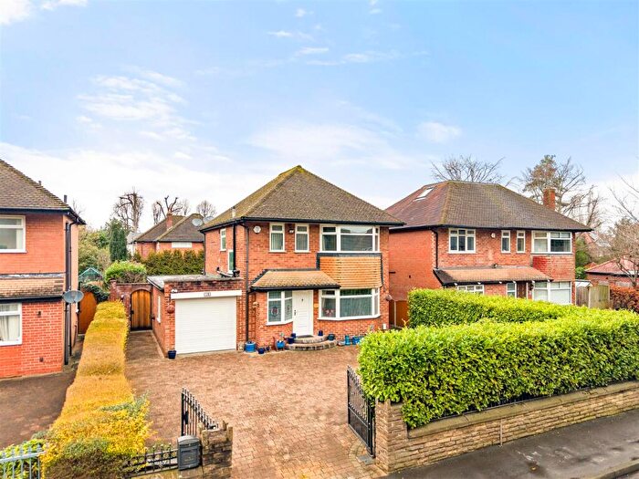 3 Bedroom Detached House For Sale In Norris Road, Sale, M33