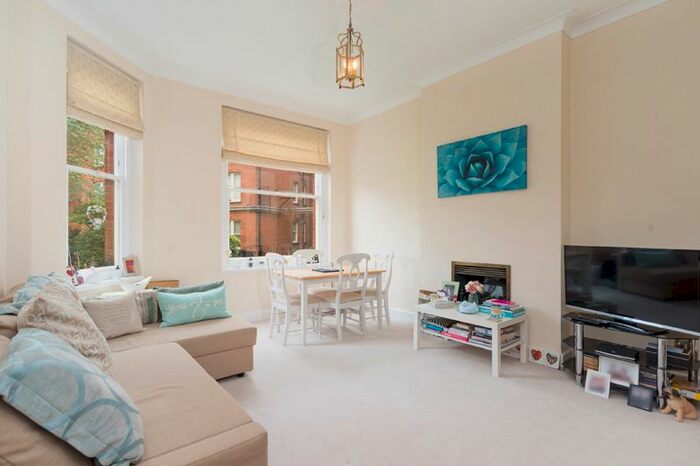 2 Bedroom Flat To Rent In Marlborough Mansions, Cannon Hill, West Hampstead, NW6