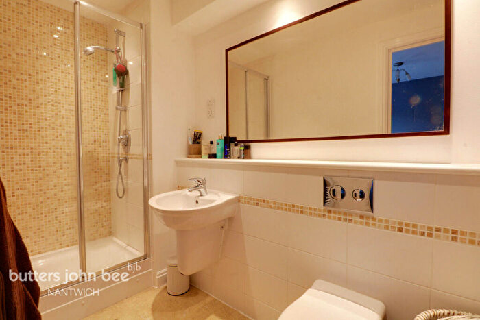 2 Bedroom Apartment For Sale In Sleepers Point, Nantwich, CW5