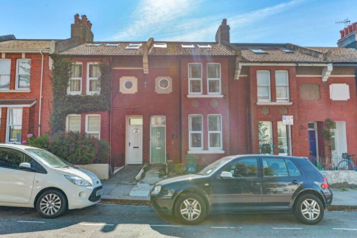 6 Bedroom Terraced House To Rent In Brighton, BN2