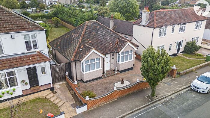 1 Bedroom Bungalow For Sale In Havelock Road, West Dartford, Dartford, Kent, DA1