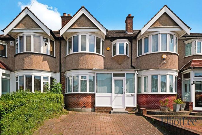 4 Bedroom Terraced House To Rent In Yeading Avenue, Harrow, HA2