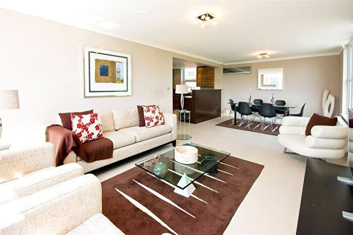 3 Bedroom Apartment To Rent In St. Johns Wood Park, St Johns Wood, London, NW8