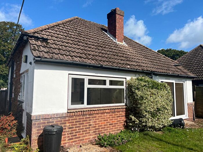 2 Bedroom Bungalow For Sale In Blackfield Road, Fawley, Southampton, Hampshire, SO45