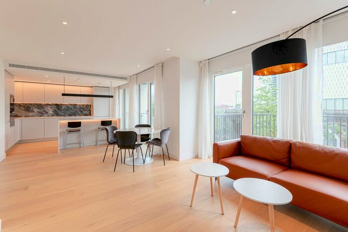 2 Bedroom Flat To Rent In White City Living, Lincoln Apartments, Fountain Park Way, White City, W12