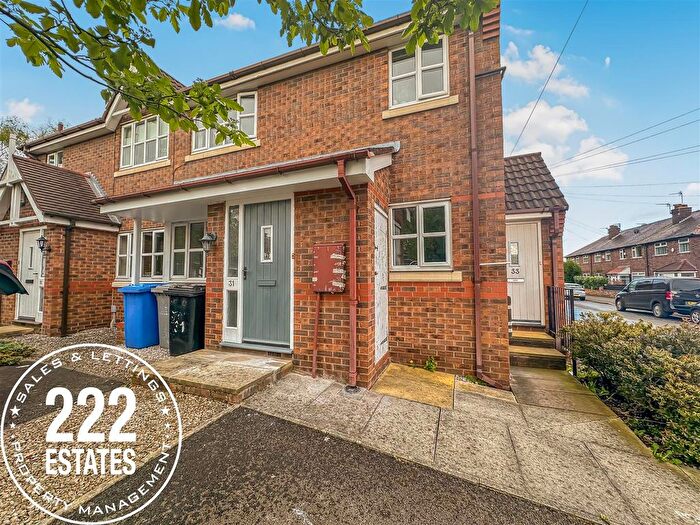 2 Bedroom Flat To Rent In Bridgewater Road, Altrincham, WA14