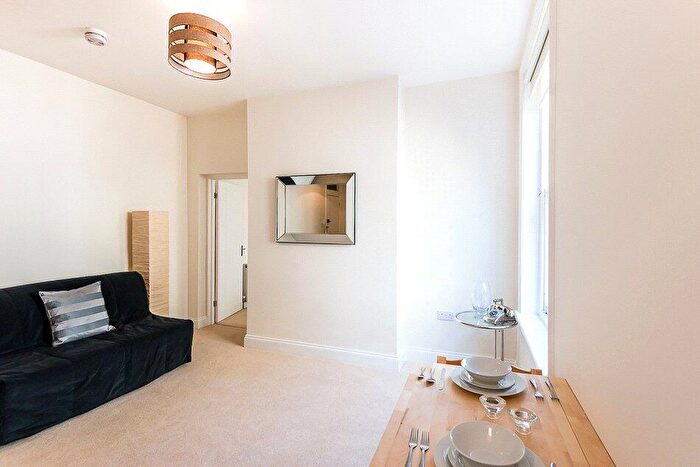 1 Bedroom Apartment To Rent In Frognal, London, NW3