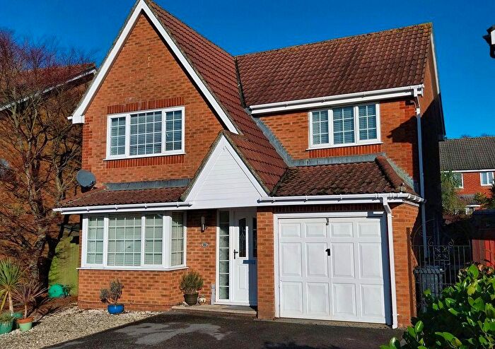 4 Bedroom Detached House For Sale In Home Field Drive, Nursling, SO16