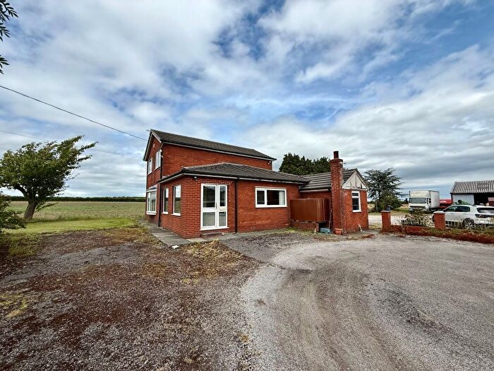 3 Bedroom Detached House For Sale In Old Brook Hall Farm Warrington Road, Bold Heath, Cheshire, WA8