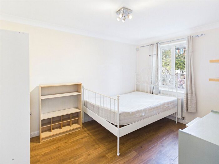 4 Bedroom Terraced House To Rent In Thackeray, Horfield, BS7