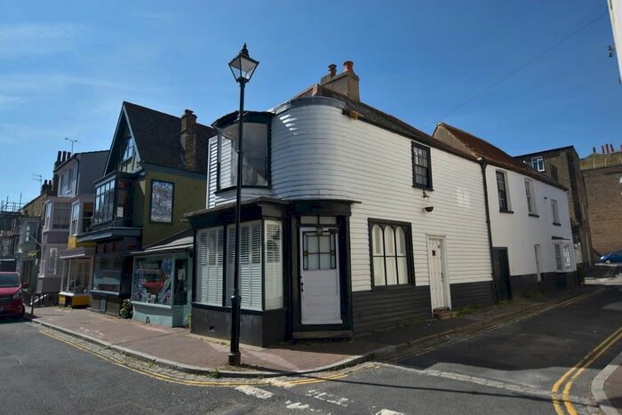 2 Bedroom Cottage To Rent In Addington Street, Ramsgate, CT11